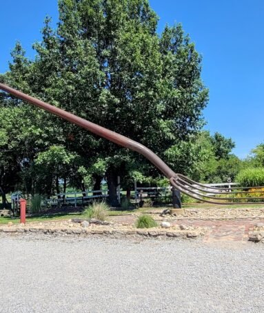 World's Largest Pitchfork