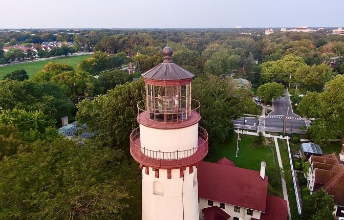 Grosse Point Lighthouse