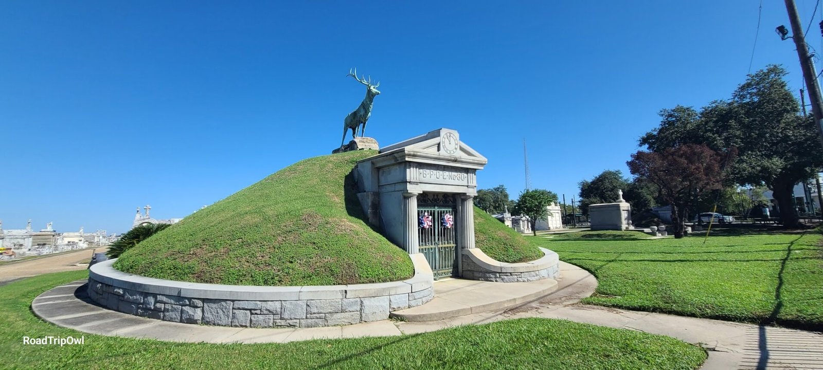 deer at Greenwood Cemetery and Mausoleum, New orleans Louisiana