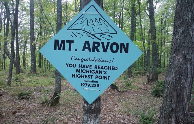 mt. Arvon sign