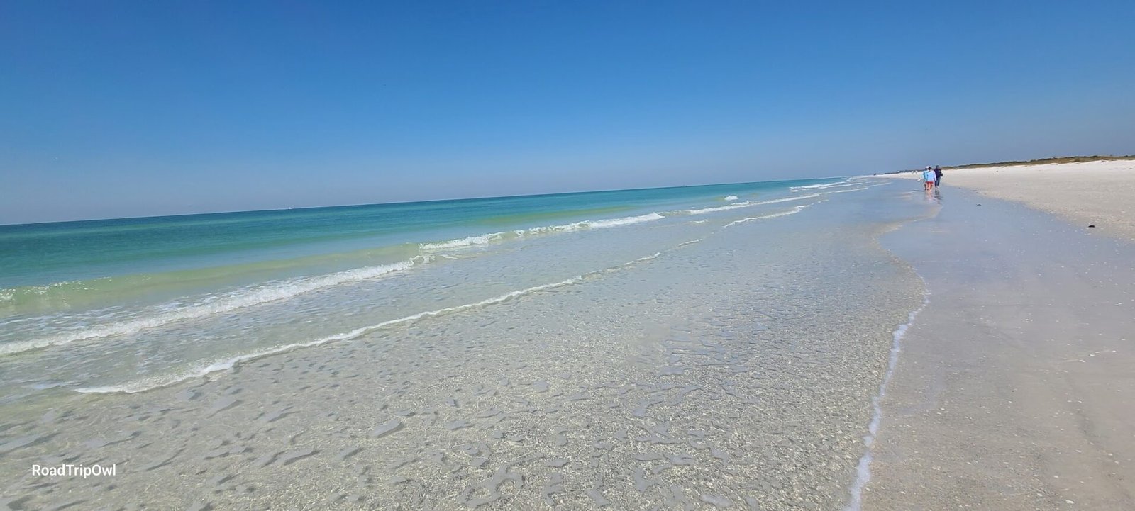 Fort De Soto beach clear water shallow water