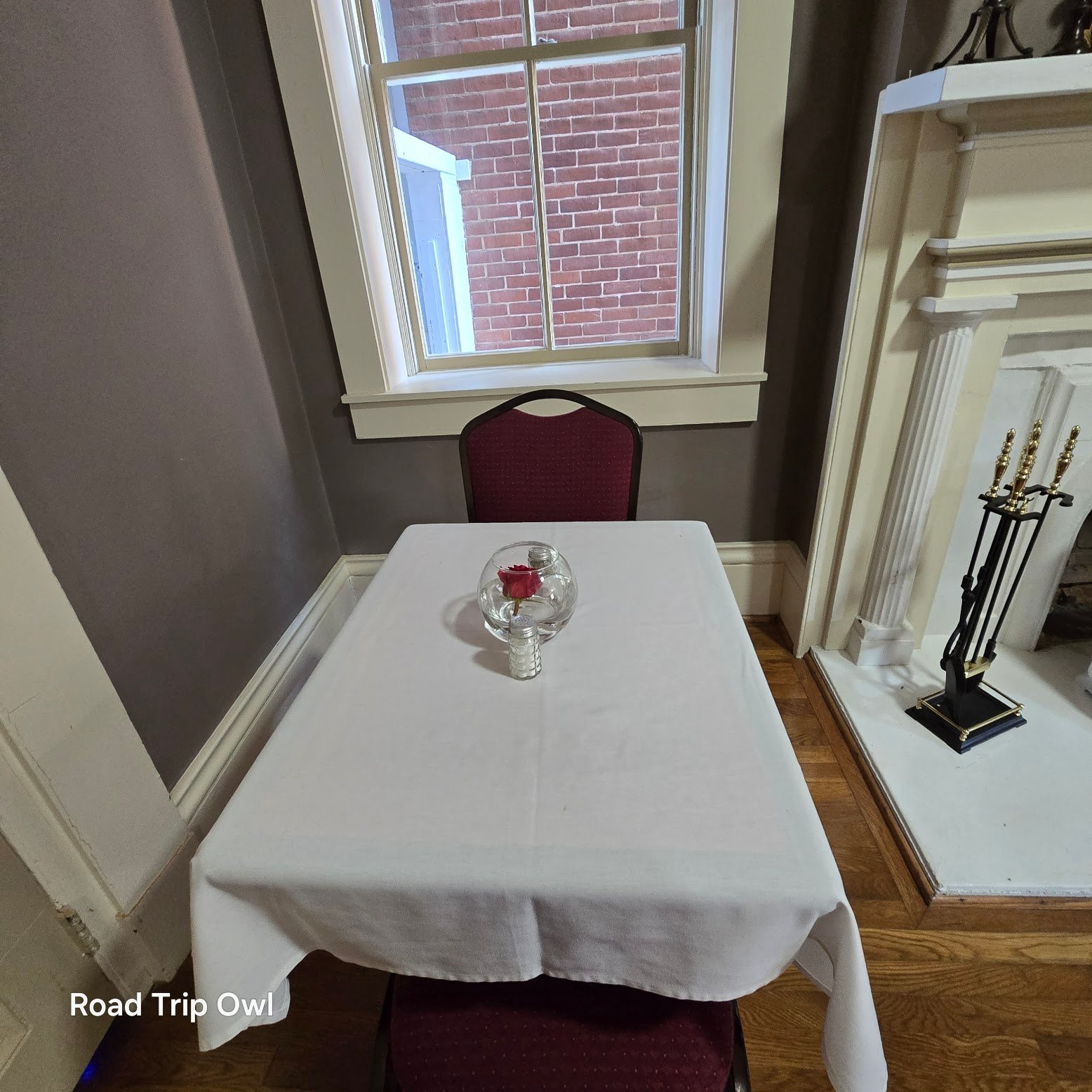 upscale dining table for 2